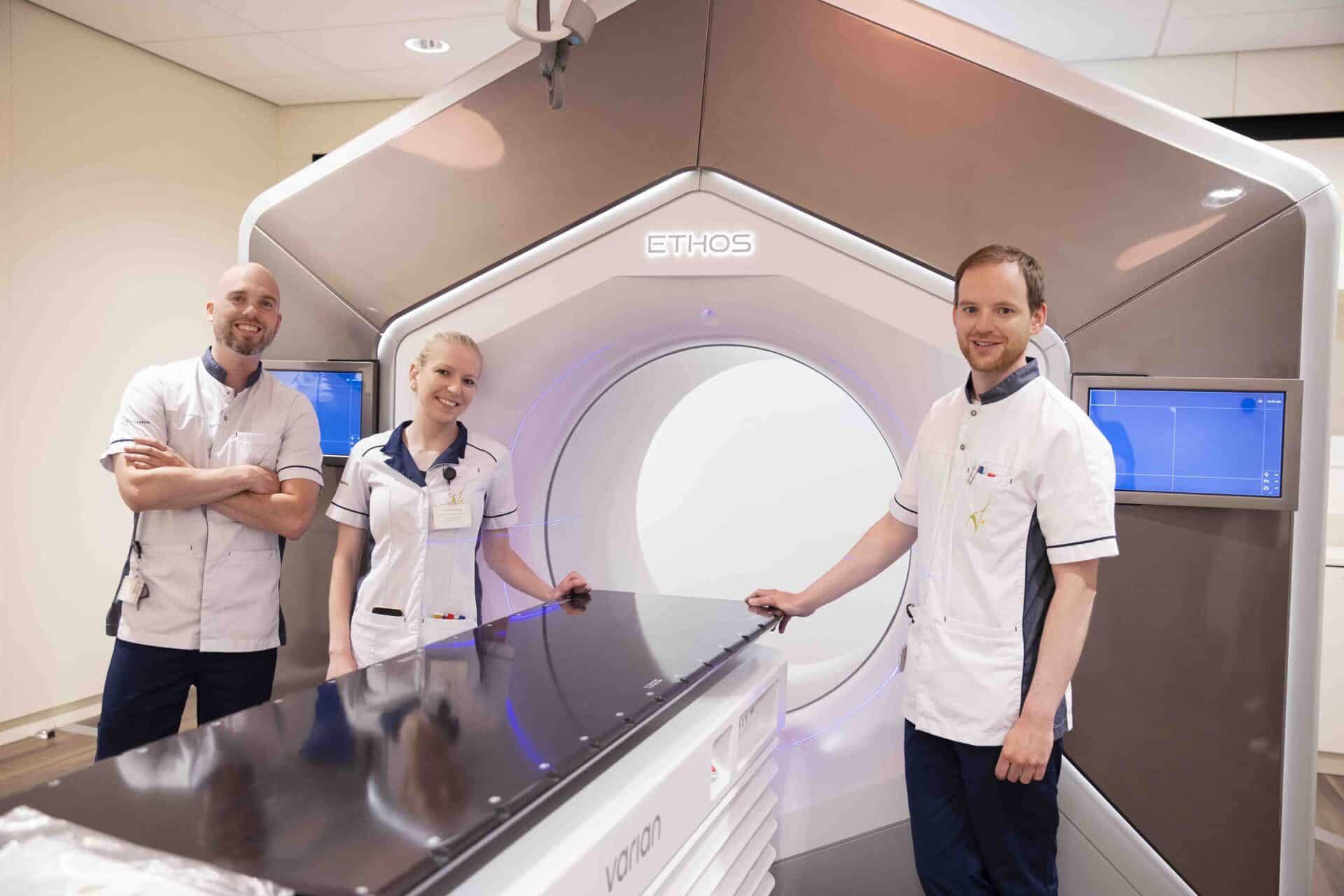 Rondleidingen voor (toekomstige) zorgprofessionals op de afdeling Radiotherapie van Instituut Verbeeten